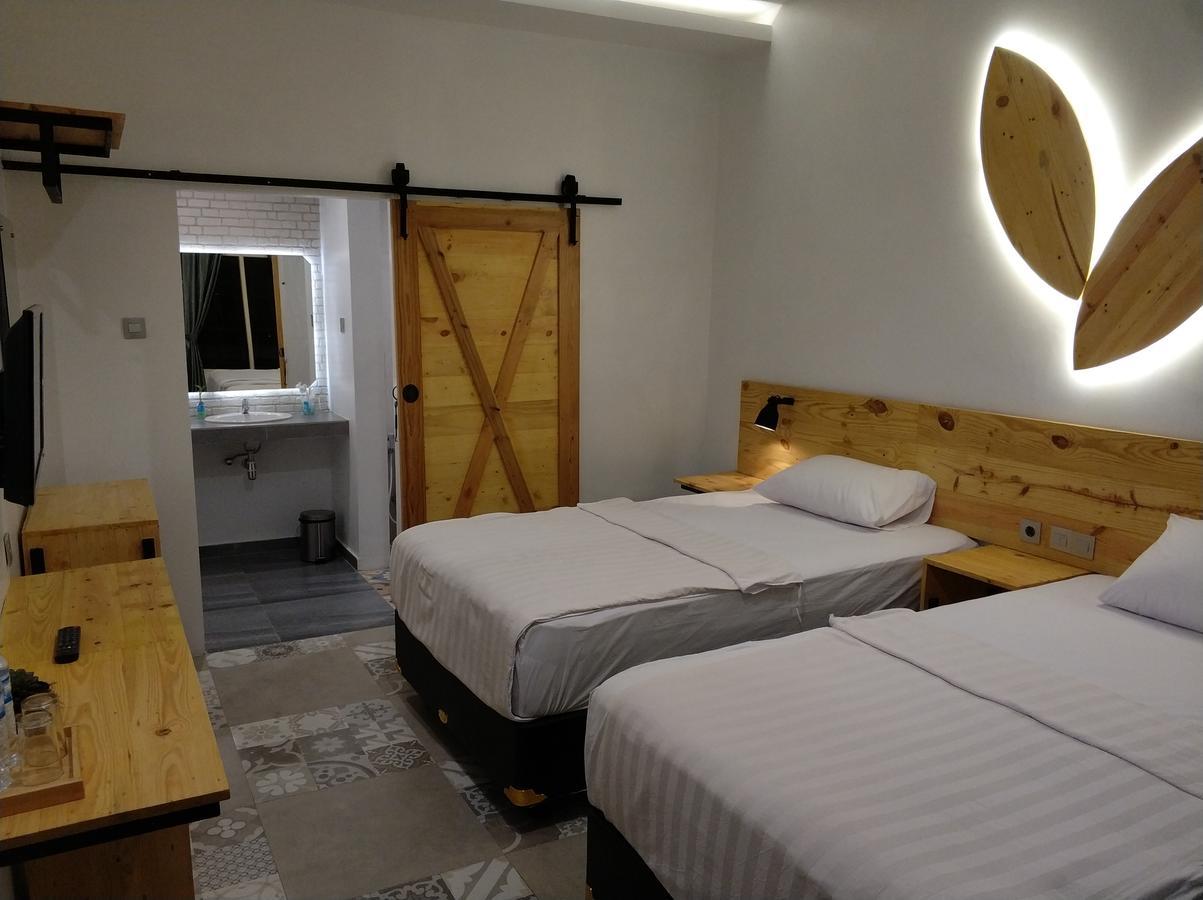 Diaga Grha Hotel יוגיאקרטה מראה חיצוני תמונה