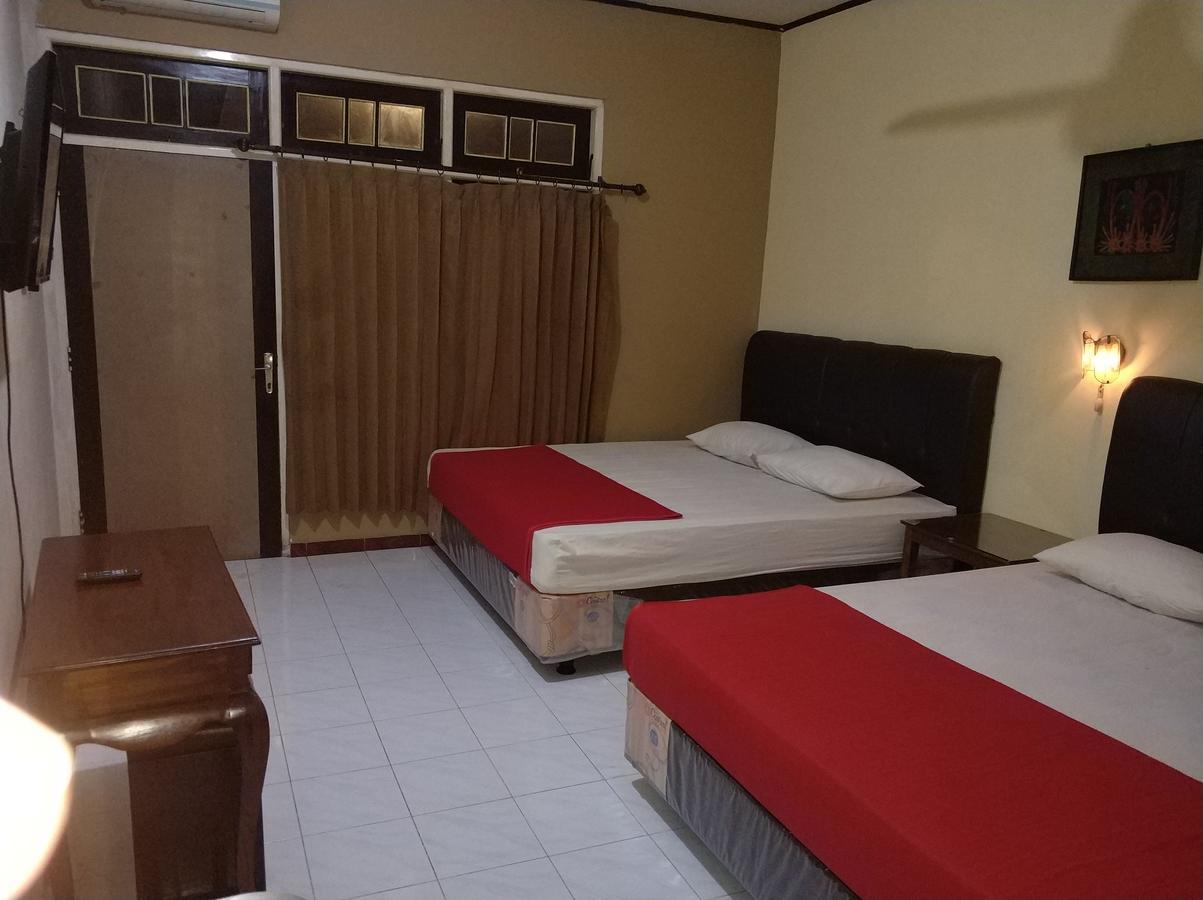 Diaga Grha Hotel יוגיאקרטה מראה חיצוני תמונה